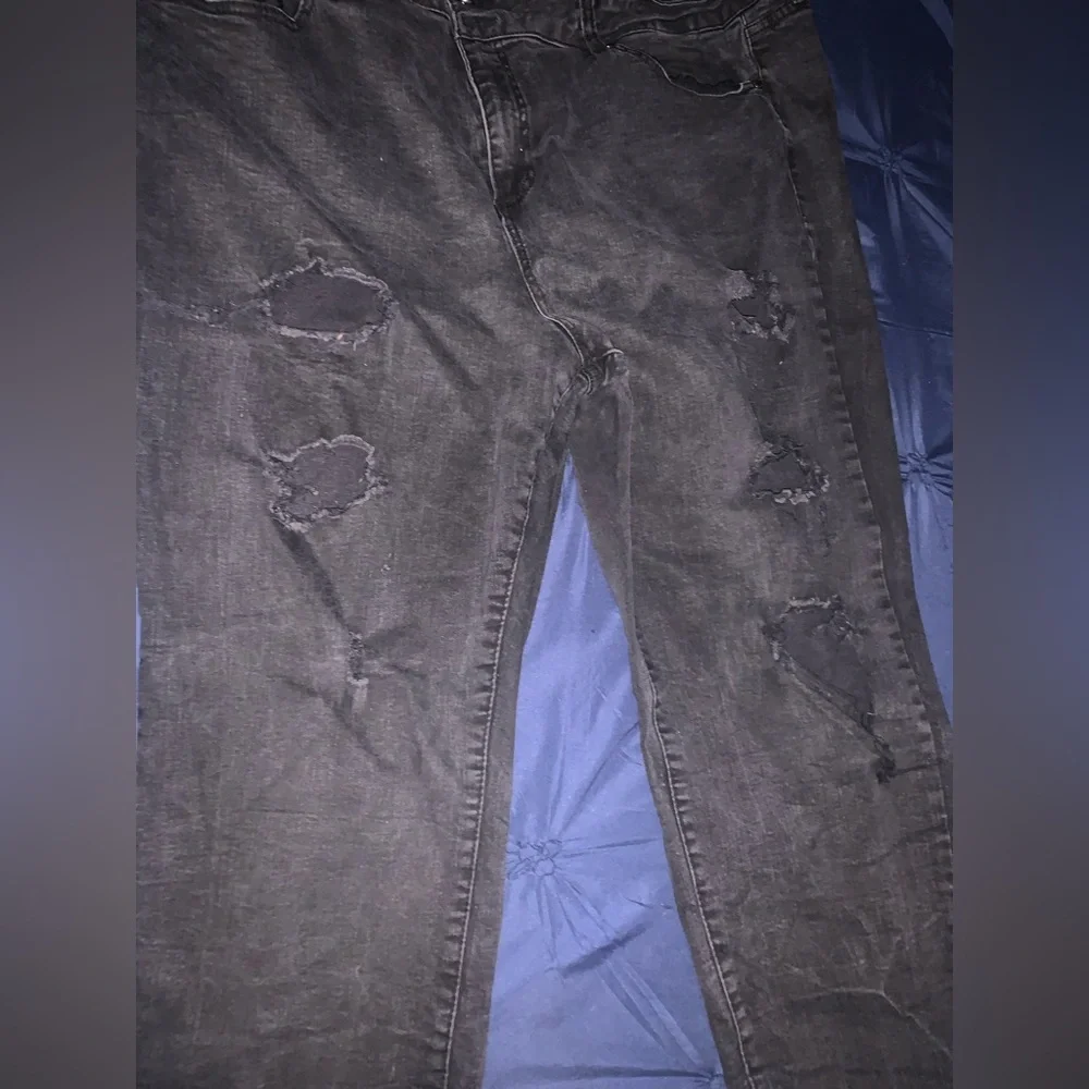 High Waisted distressed plus size 26W Lovesick Skinny Black Jeans EUC - Picture 2 of 8